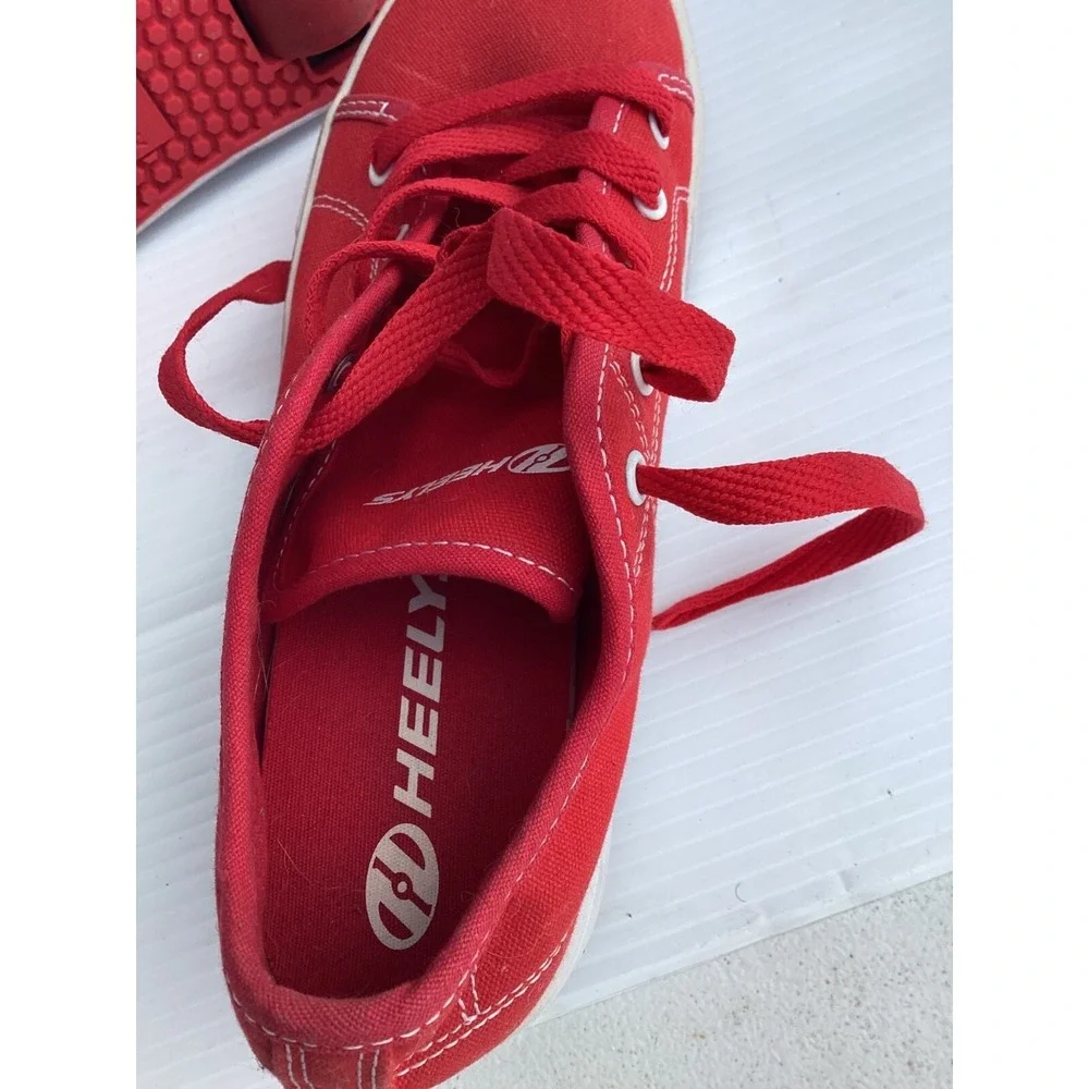 Heelys Red Canvas‎ Roller Shoes With Wheels Size 6